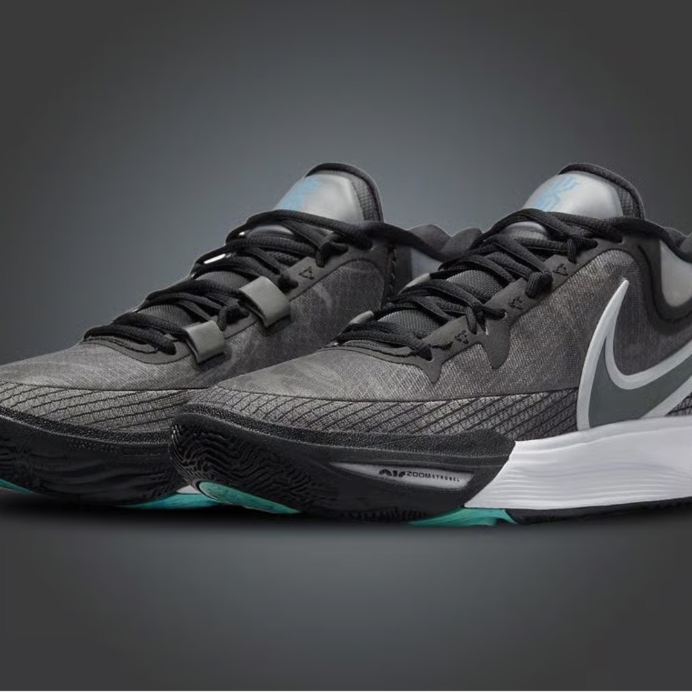 Nike Kyrie 8
